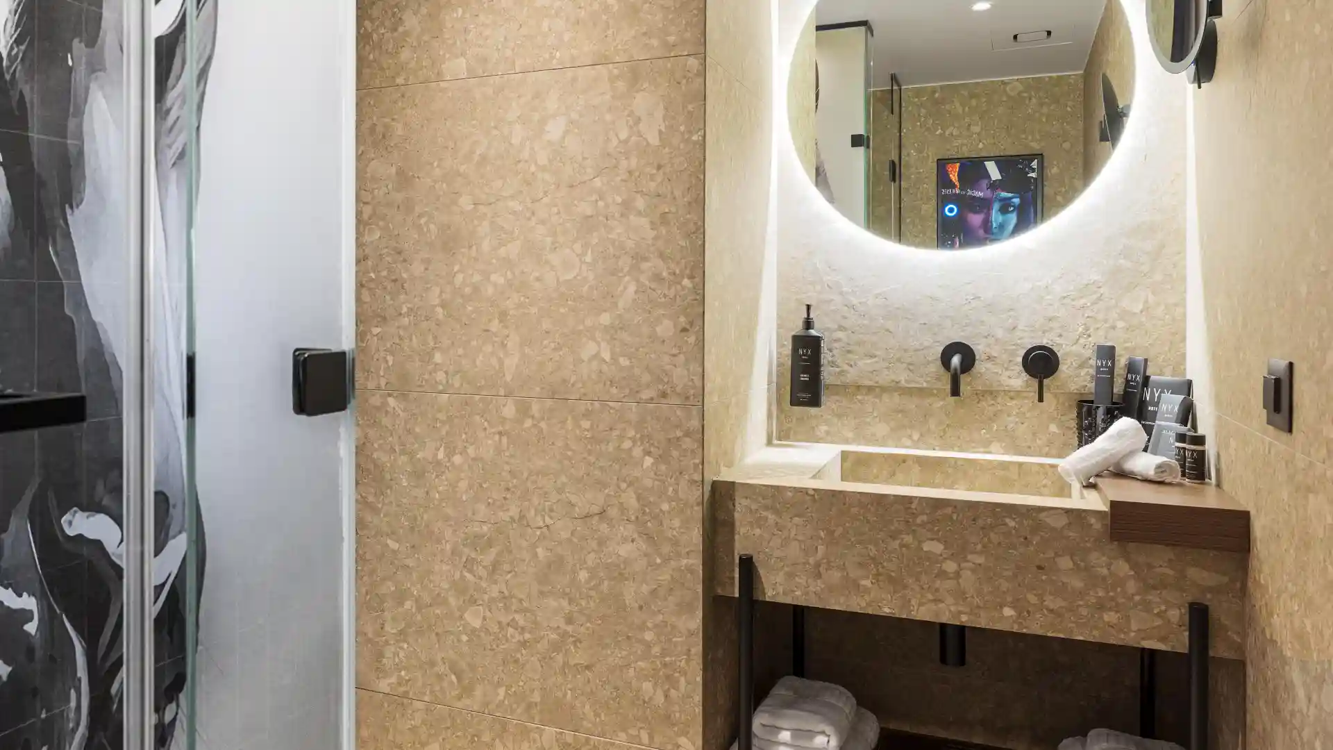 NYX Hotels - photoThumb_6